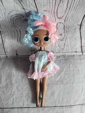 11in MGA Entertainment Doll - Netherlands, LOL Surprise OMG Sweets